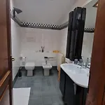 Casa Themeo - Centro Citta Intra Semesterbostad *