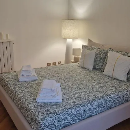 Casa Themeo - Centro Citta Intra Verbania