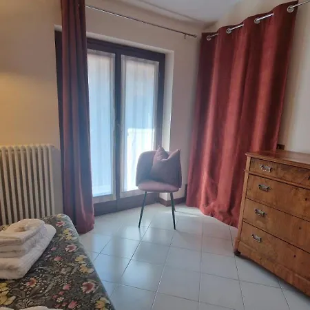 Casa Themeo - Centro Citta Intra 베르바니아