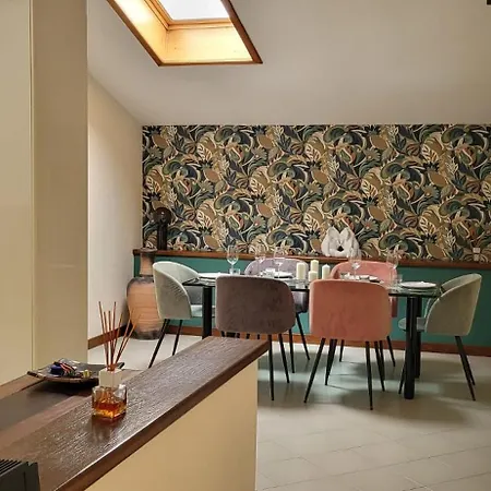 Casa Themeo - Centro Citta Intra *