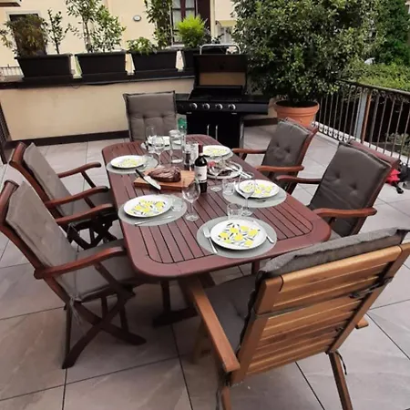 Casa Themeo - Centro Citta Intra Verbania