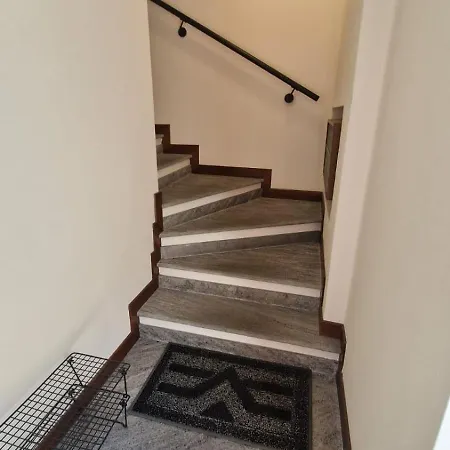 Casa Themeo - Centro Citta Intra * ורבאניה