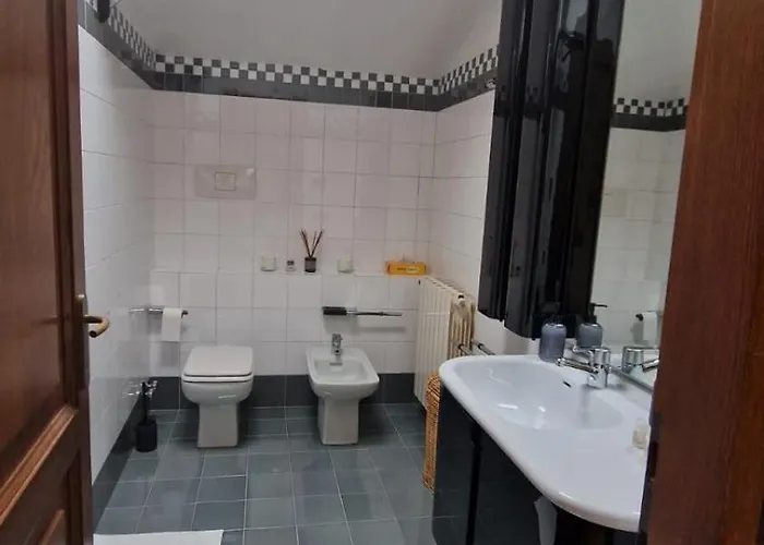 Casa Themeo - Centro Citta Intra Holiday home *