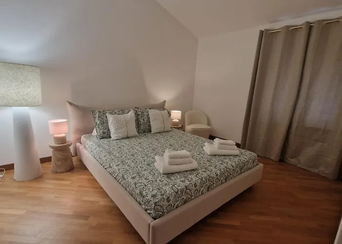 Casa Themeo - Centro Citta Intra Holiday home