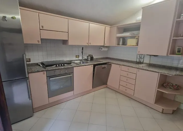 Holiday home Casa Themeo - Centro Citta Intra *