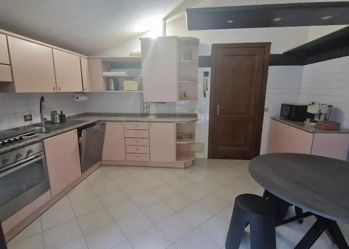 Casa Themeo - Centro Citta Intra Verbania