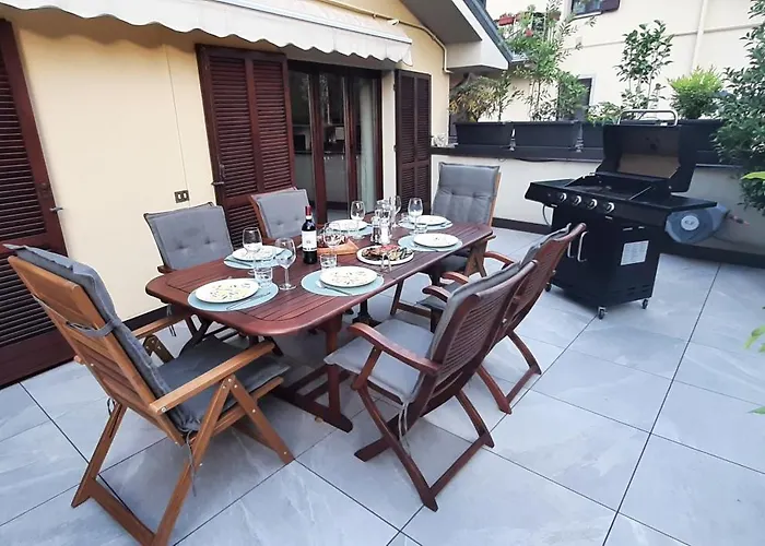 Casa Themeo - Centro Citta Intra Holiday home *